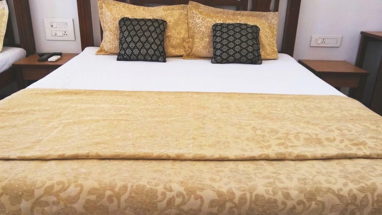Carlton Hotel Mumbai - Behind Taj Mahal Palace Colaba Mumbai Ngoại thất bức ảnh